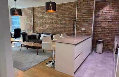 Alquiler de un espacioso apartamento de 2 habitaciones, 60 m², BW Residences, Belgrado, Serbia